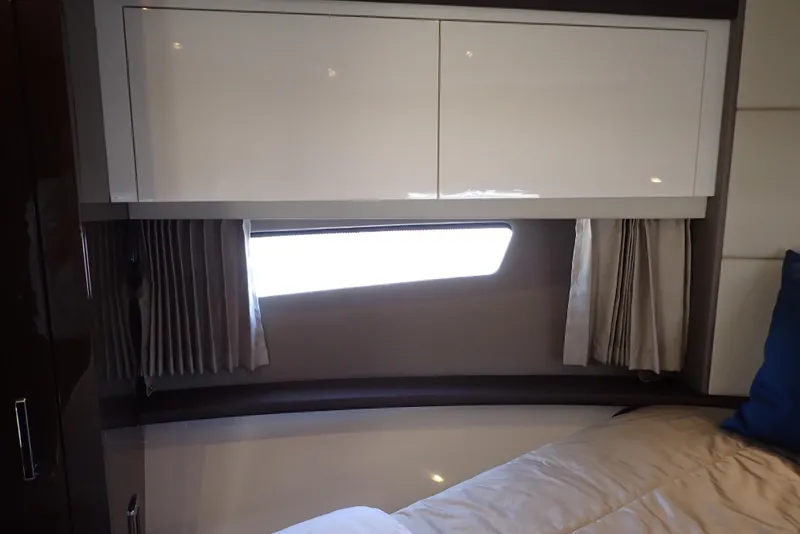 Slide: The Image of Carver Yachts C37 2019 - 91