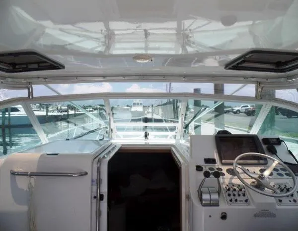 Slide: The Image of Cabo 31 Express 2000 - 11