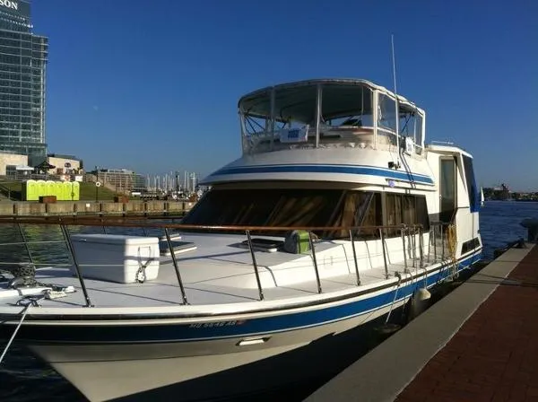 Slide: The Image of Vista 43 Sundeck 1987 - 0