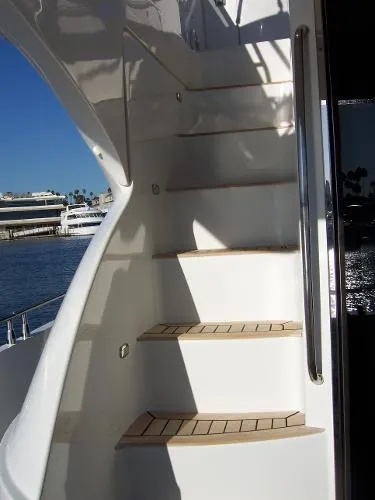 Slide: The Image of Marquis 59 Pilothouse 2004 - 9