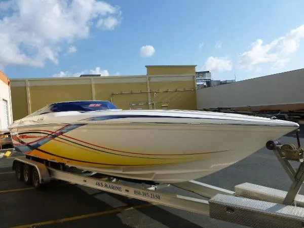 Slide: The Image of Sunsation 32 SS Low Hours 2006 - 1