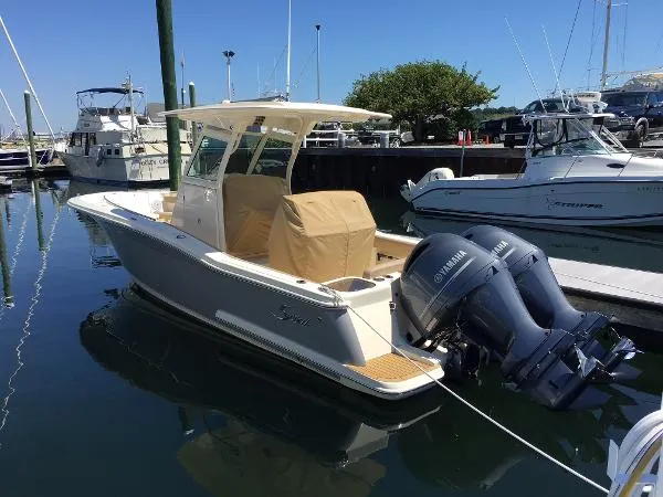 Slide: The Image of Scout Boats 255 LXF 2015 - 1