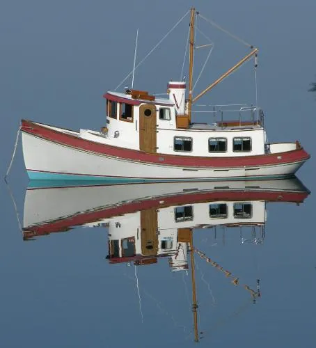 Slide: The Image of Lord Nelson Victory Tug 1985 - 0