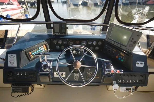 Slide: The Image of Sea Ray 410 Aft Cabin 1987 - 7