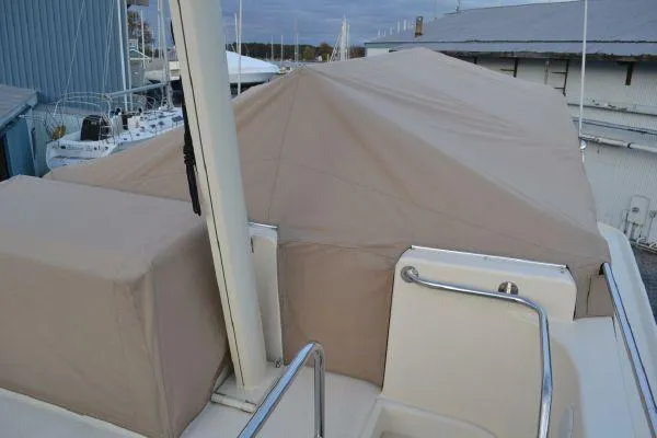 Slide: The Image of Mainship 400 Trawler 2008 - 11