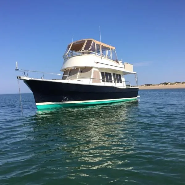 Slide: The Image of Mainship 400 Trawler 2008 - 3