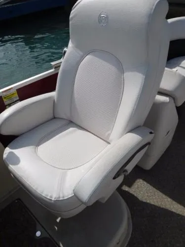 Slide: The Image of Premier Marine 250 Intrigue Tritoon 2012 - 3