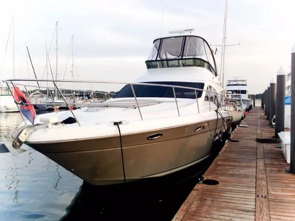 Slide: The Image of Sea Ray 500 Sedan Bridge 2005 - 0