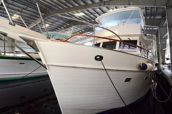 Slide: The Image of Grand Banks 58' CLASSIC 1990 - 1