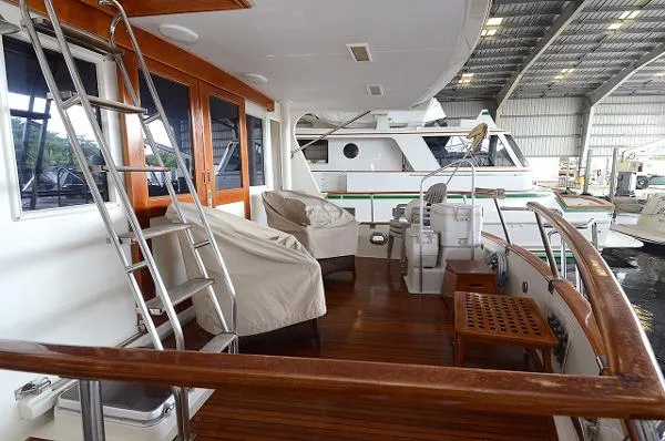 Slide: The Image of Grand Banks 58' CLASSIC 1990 - 4