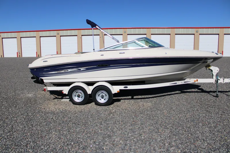Slide: The Image of Sea Ray 200 Sport 2005 - 9