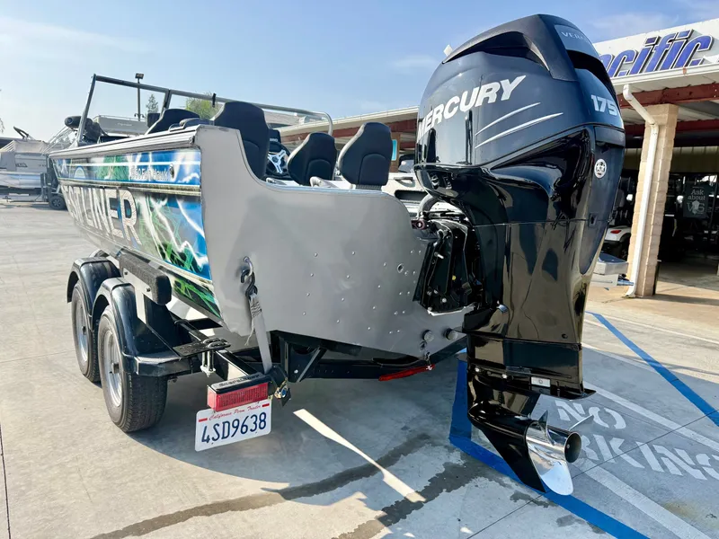 Slide: The Image of Crestliner 1950 Fish Hawk Walk-through w/ 175HP Mercury! 2018 - 14