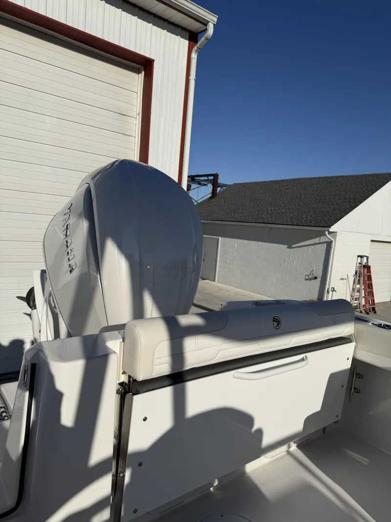 Slide: The Image of Edgewater 248CX Crossover 2026 - 18