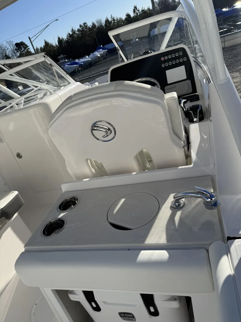 Slide: The Image of Edgewater 248CX Crossover 2026 - 5