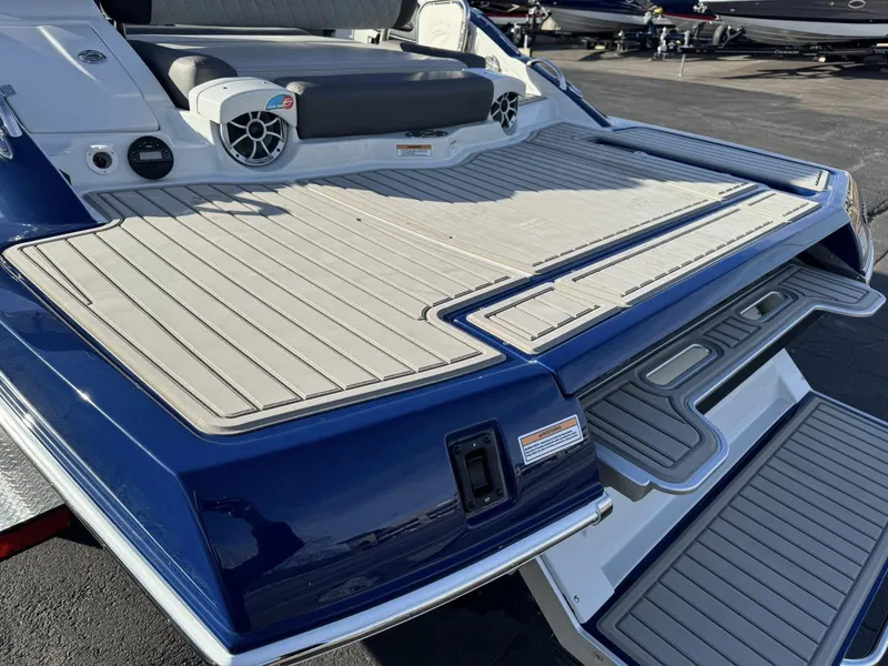 Slide: The Image of Crownline Boats 288 SS 2026 - 2