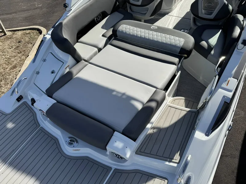 Slide: The Image of Crownline Boats 278 SS 2026 - 38
