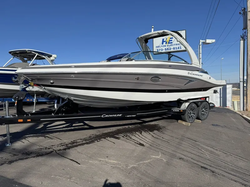 Slide: The Image of Crownline Boats 278 SS 2026 - 7