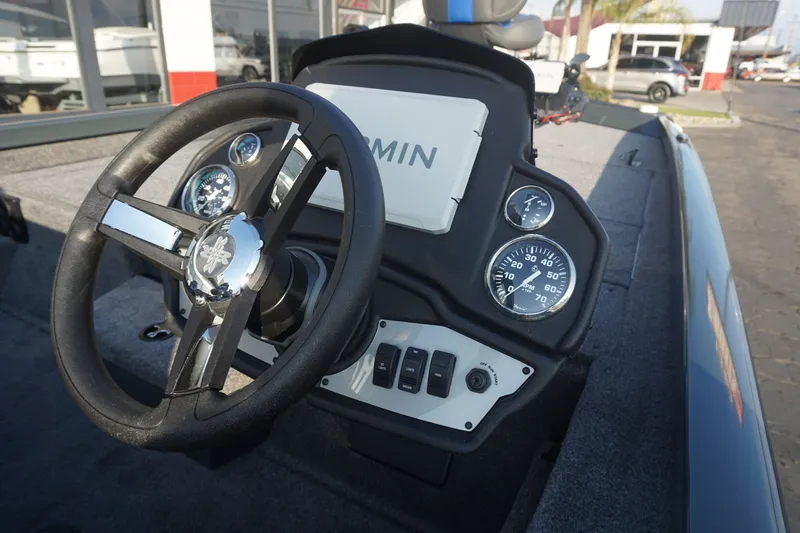 Slide: The Image of Ranger RT198P 2026 - 16