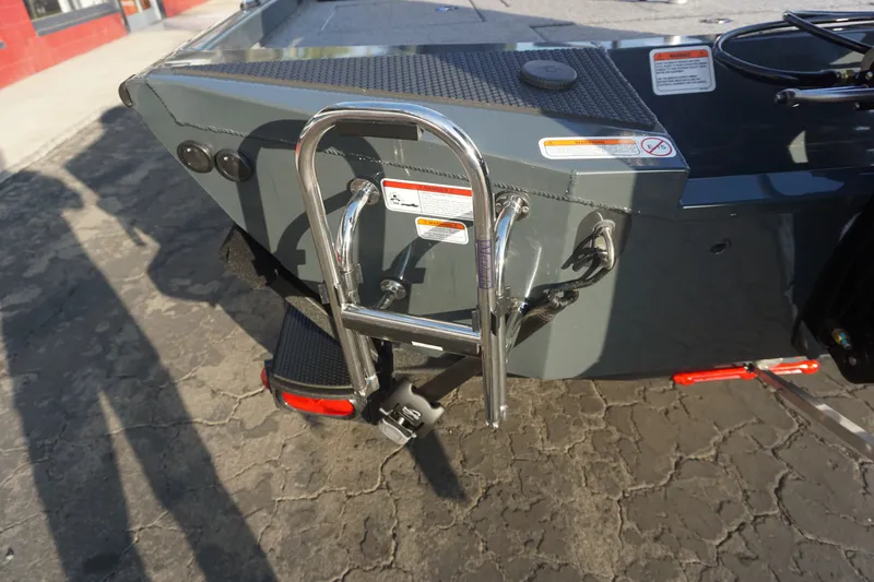 Slide: The Image of Ranger RT198P 2026 - 8