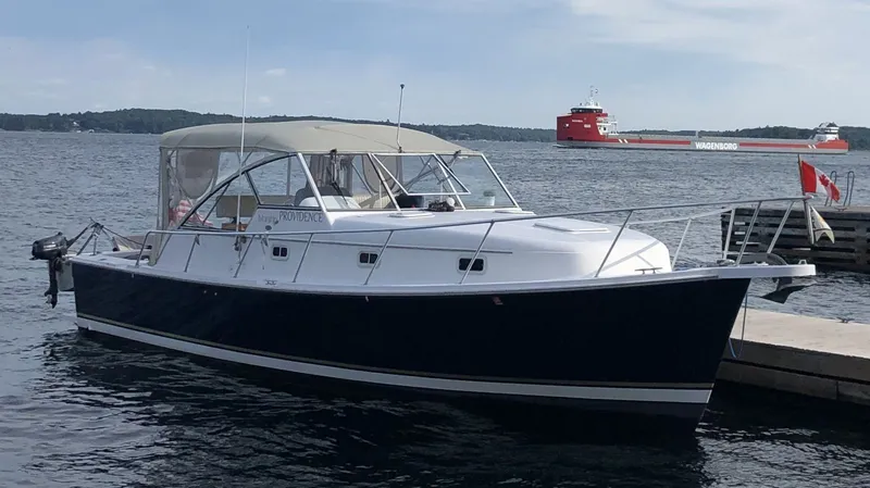 Slide: The Image of Mainship Pilot 34 2000 - 2