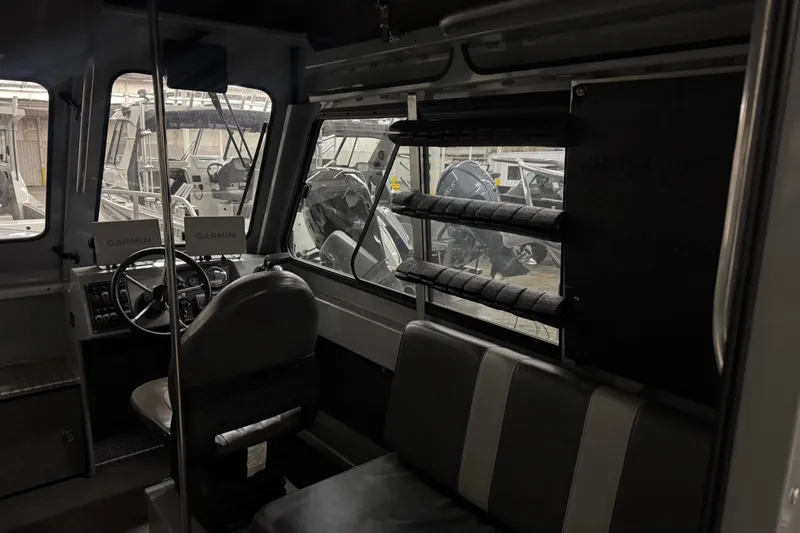 Slide: The Image of Interior of 2019 Hewescraft 220 Ocean Pro ET Hard Top with Garmin navigation. - 22