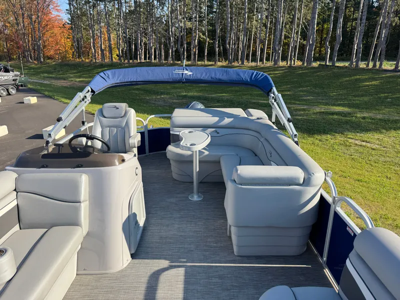 Slide: The Image of Bennington 20SLV 2020 - 14