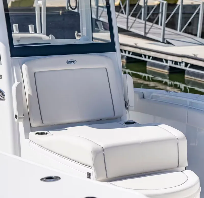 Slide: The Image of Sea Hunt Gamefish 28 Coffin Box 2026 - 10