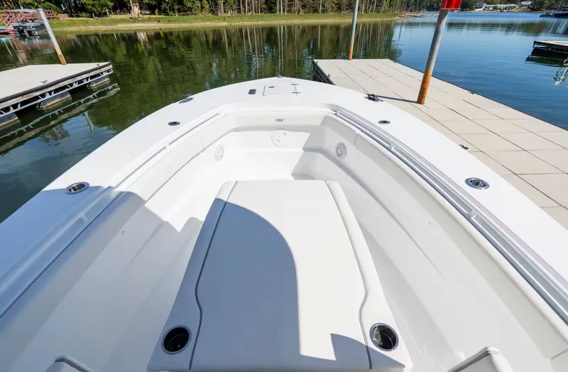 Slide: The Image of Sea Hunt Gamefish 28 Coffin Box 2026 - 8