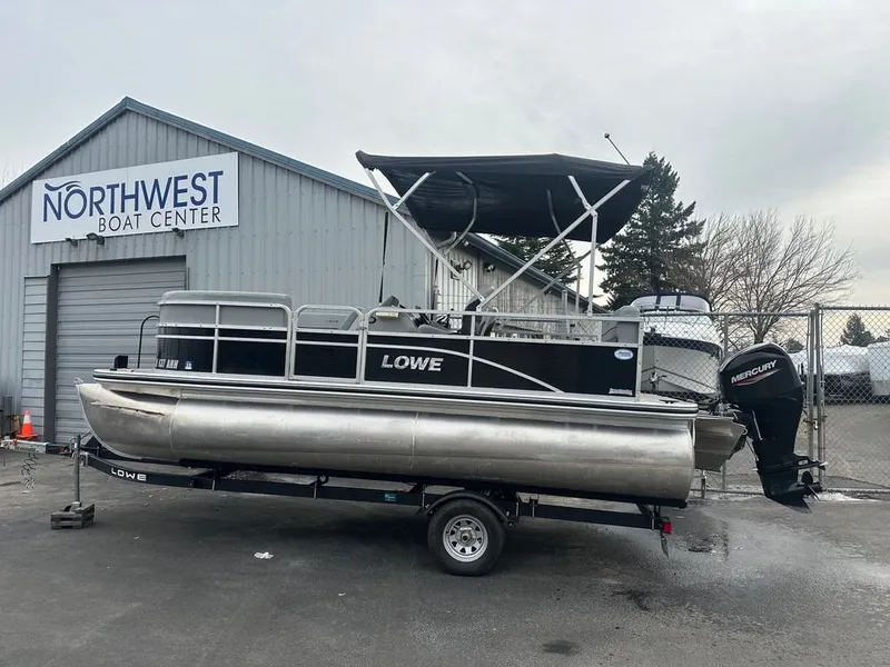 Slide: The Image of Lowe Ultra 180 Cruise 2022 - 9