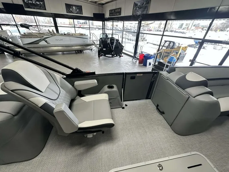 Slide: The Image of Avalon Catalina Quad Lounger 23 FT 2026 - 10