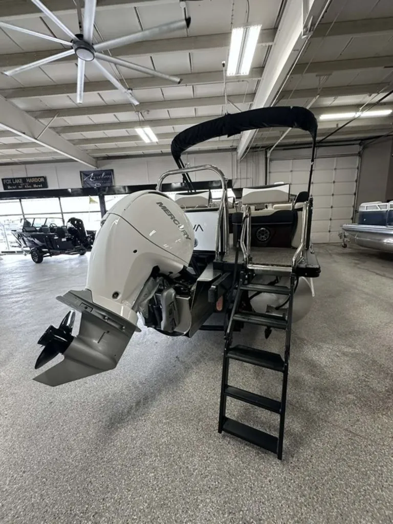 Slide: The Image of Avalon LSZ Quad Lounge Shift - 23' 2026 - 18