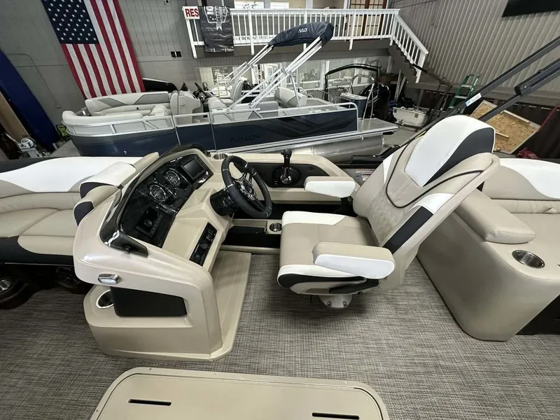 Slide: The Image of Avalon LSZ Quad Lounge Shift - 23' 2026 - 7