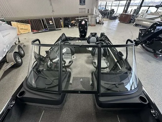 Slide: The Image of Crestliner 1750 Hawk Walk Through 2024 - 6