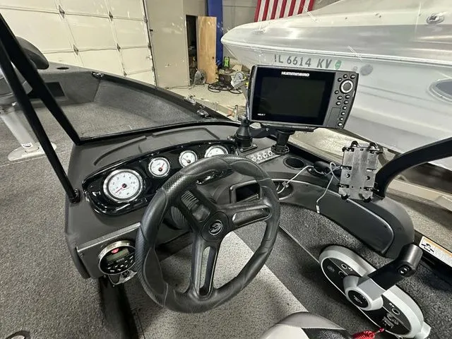 Slide: The Image of Crestliner 1750 Hawk Walk Through 2024 - 9