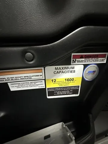 Slide: The Image of Avalon Catalina Quad Lounger 23 FT 2026 - 9