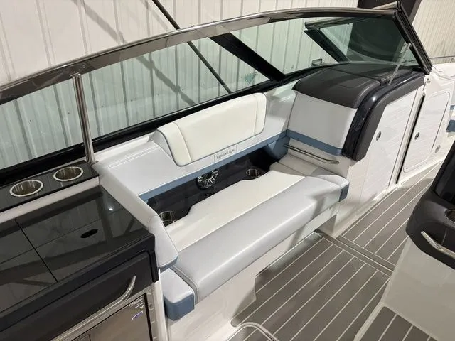 Slide: The Image of Formula 330 Crossover Bowrider 2022 - 14