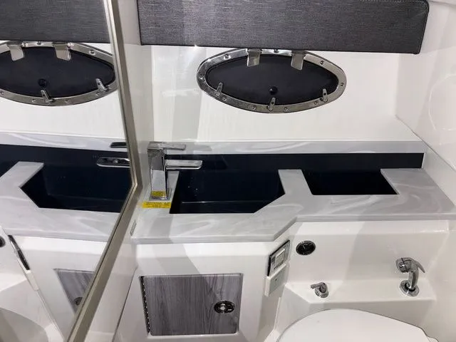 Slide: The Image of Formula 330 Crossover Bowrider 2022 - 21