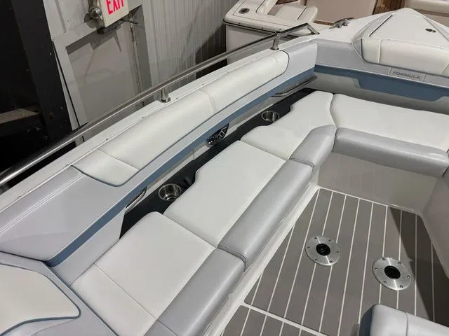 Slide: The Image of Formula 330 Crossover Bowrider 2022 - 25