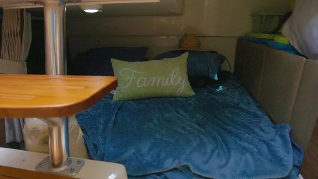 Slide: The Image of Boston Whaler 325 Conquest 2023 - 18