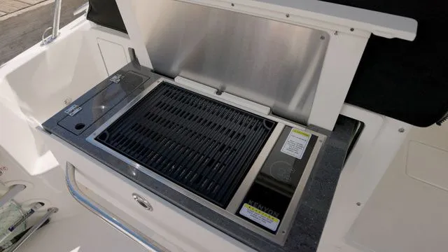 Slide: The Image of Boston Whaler 325 Conquest 2023 - 25