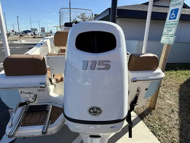 Slide: The Image of Pioneer 180 Islander 2023 - 11