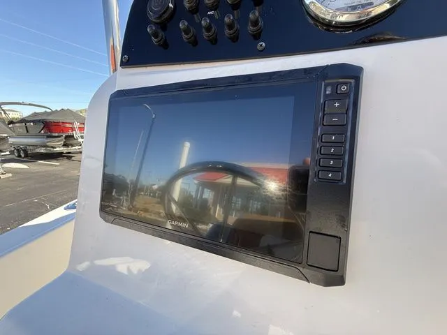 Slide: The Image of Pioneer 180 Islander 2023 - 15