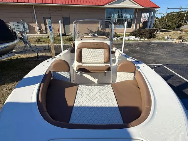 Slide: The Image of Pioneer 180 Islander 2023 - 5