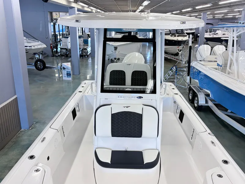 Slide: The Image of Tidewater 2410 Bay Max 2026 - 15