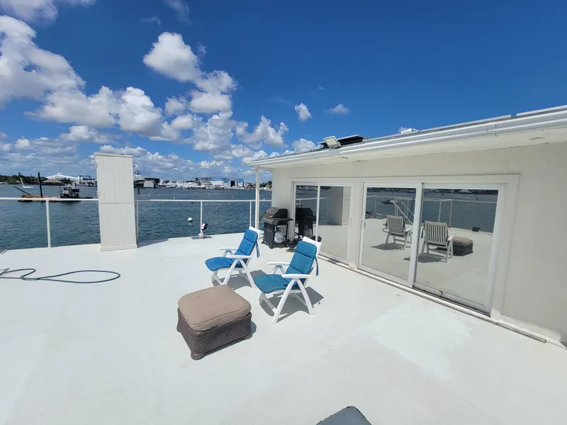 Slide: The Image of Custom Floating Marina 2003 - 68