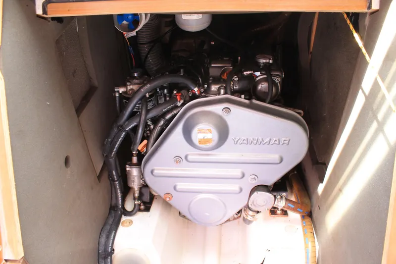 Slide: The Image of Yanmar engine in Jeanneau Sun Odyssey 44i, year 2010. - 17
