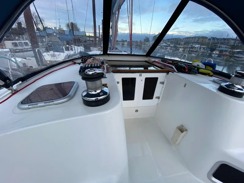 Slide: The Image of Cockpit of 2010 Jeanneau Sun Odyssey 44i in harbor. - 23