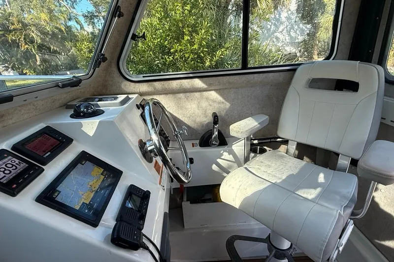 Slide: The Image of Fusion MS-RA70NSX stereo system in 2020 Parker 2320 SL Sport Cabin boat. - 38