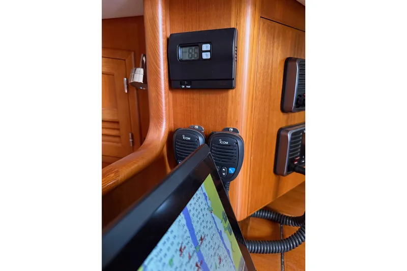 Slide: The Image of Thermostat for Webasto hydrant furnace and mics for VHF and SSB - 56