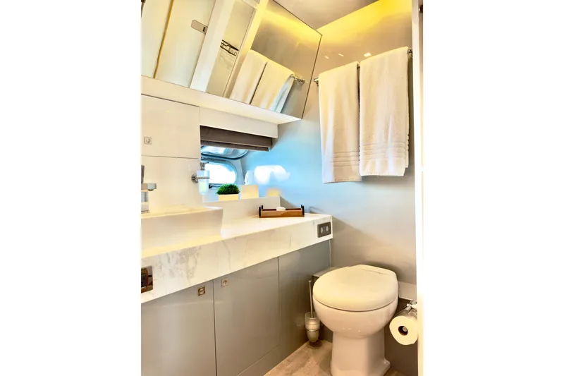 Slide: The Image of Luxurious bathroom in 2011 Horizon E88 yacht with modern fixtures and elegant design. - 47